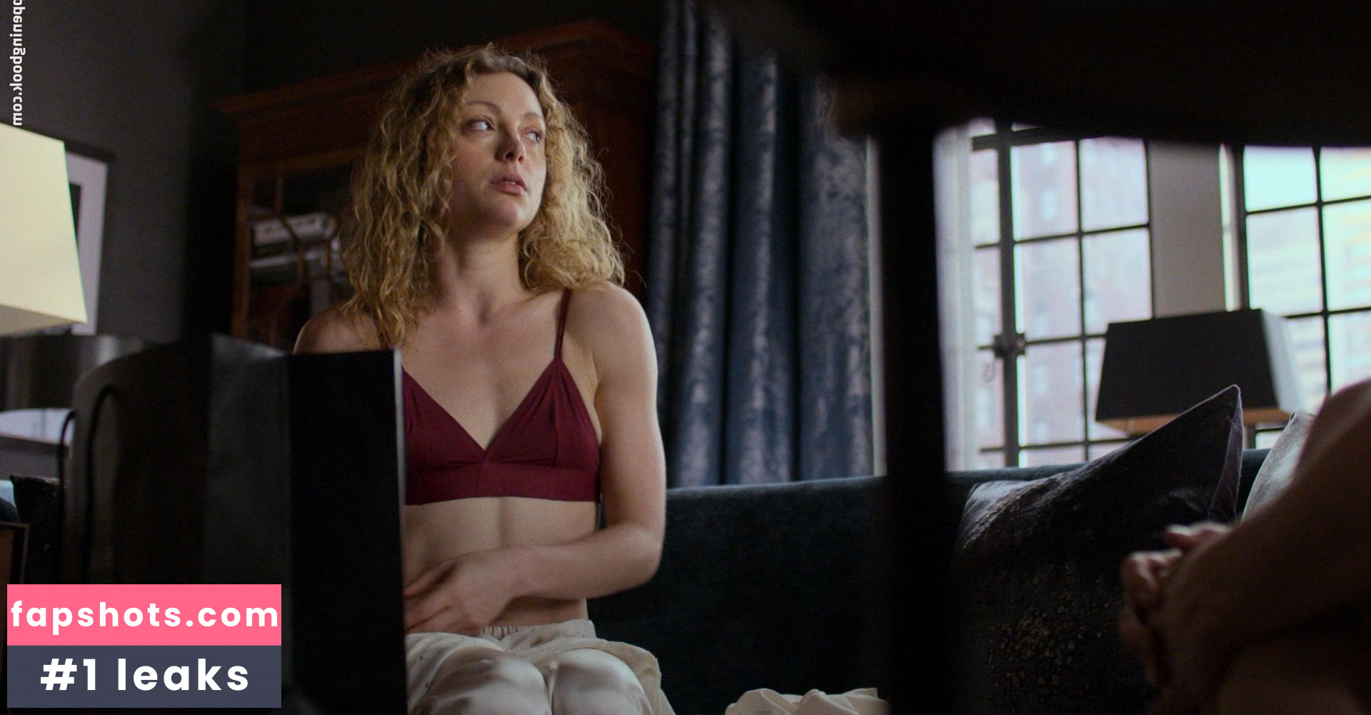 Leah Gibson gallery photo #63