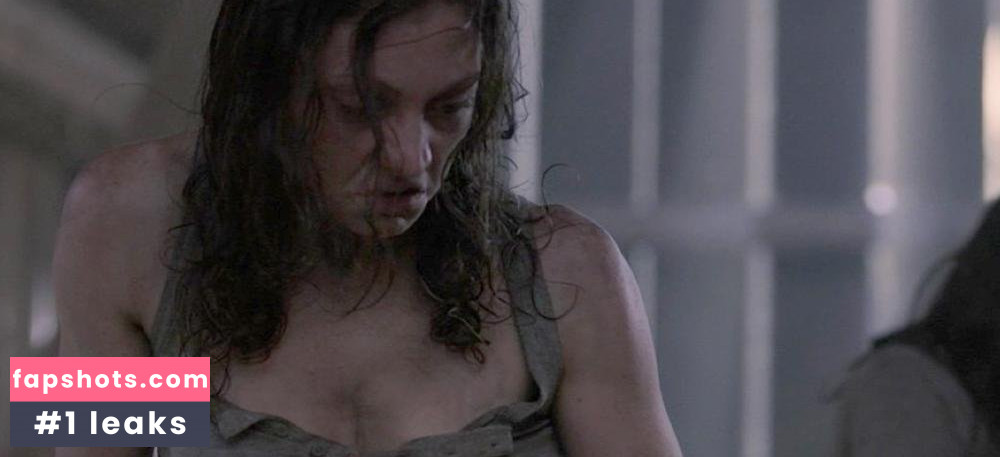 Leah Gibson gallery photo #68