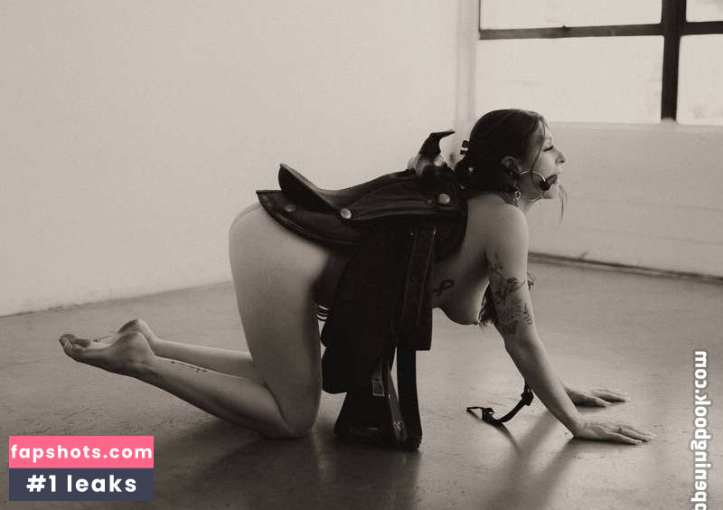 Leah Gotti gallery photo #104