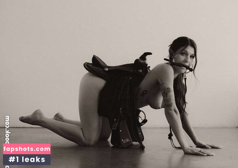 Leah Gotti gallery photo #111