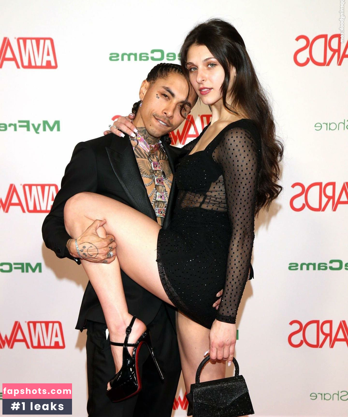 Leah Gotti gallery photo #320