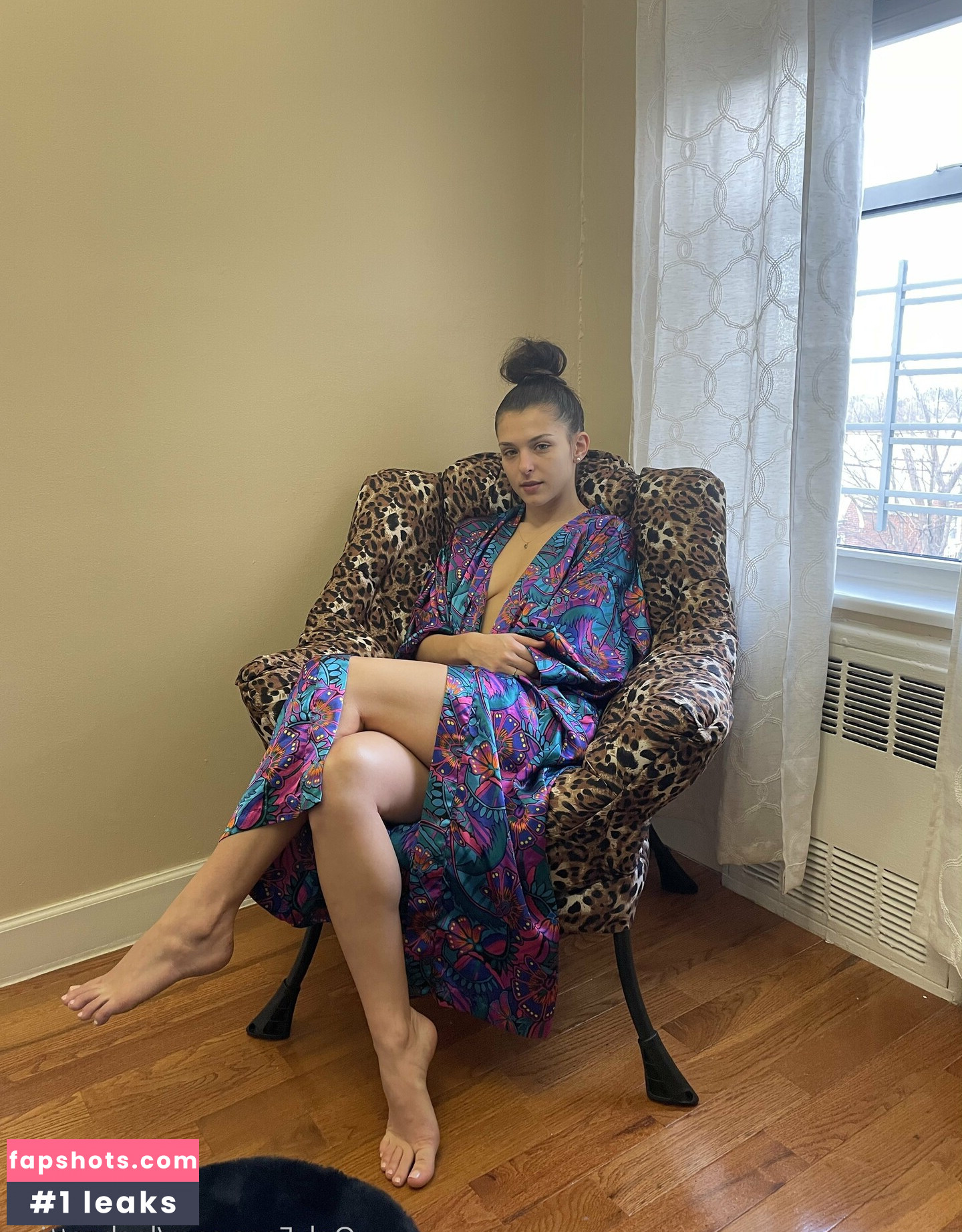 Leah Gotti gallery photo #372