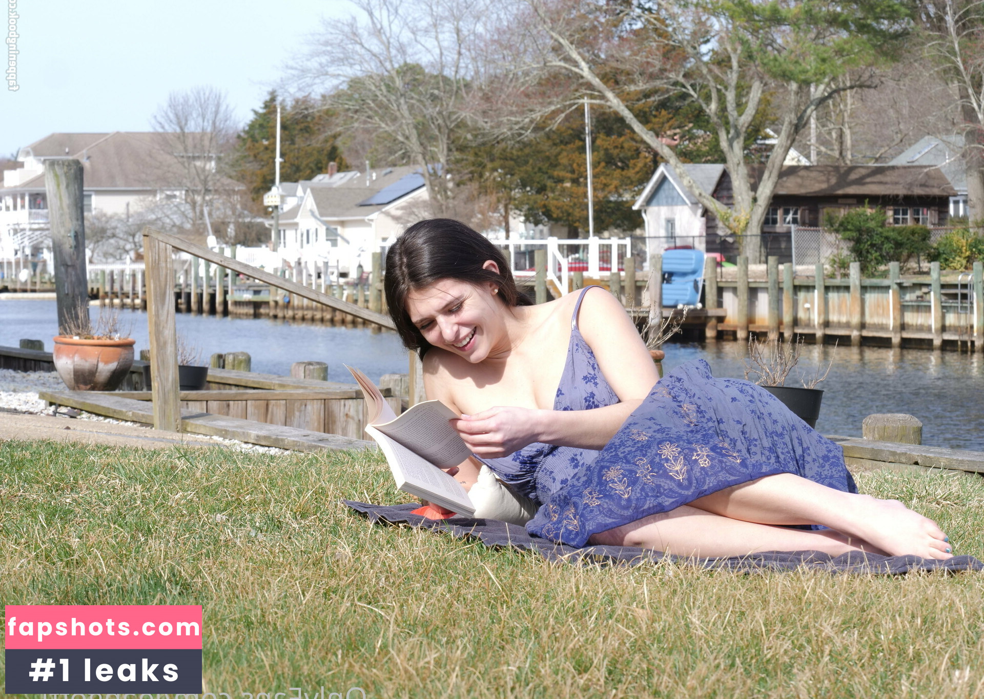 Leah Gotti gallery photo #453