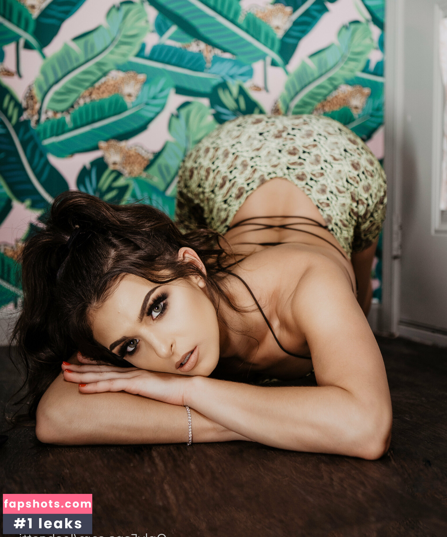 Leah Gotti gallery photo #648