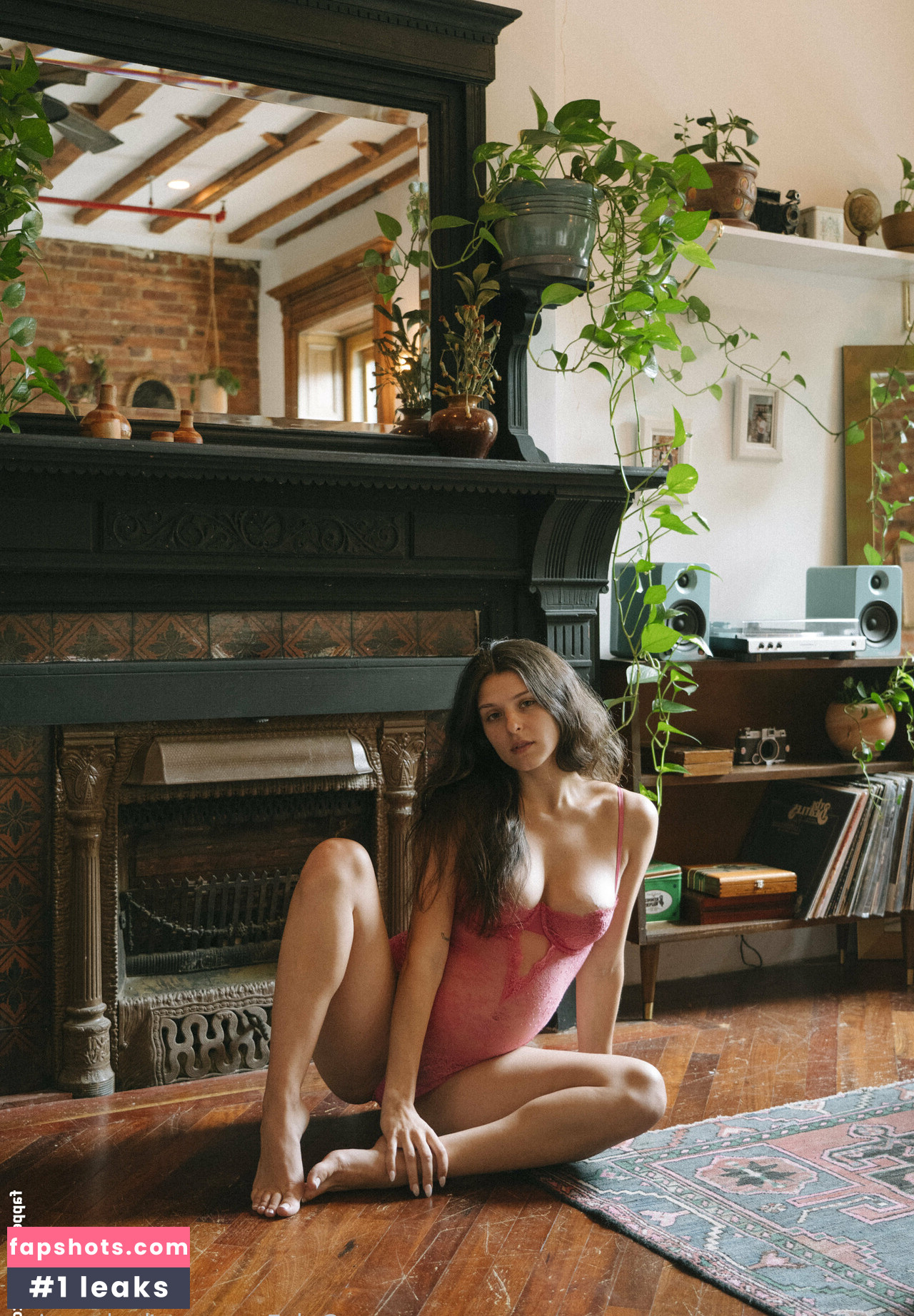 Leah Gotti gallery photo #754