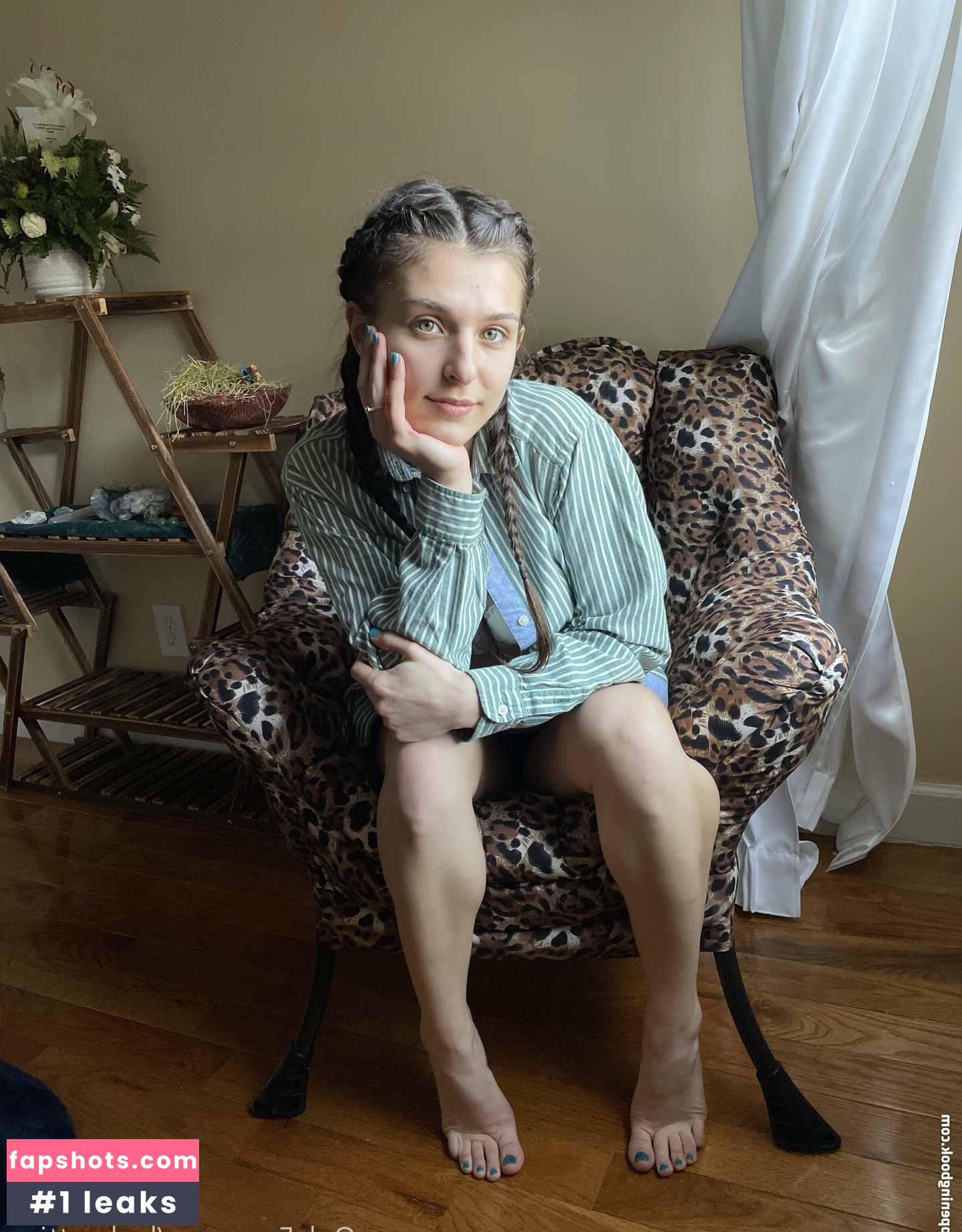 Leah Gotti gallery photo #759