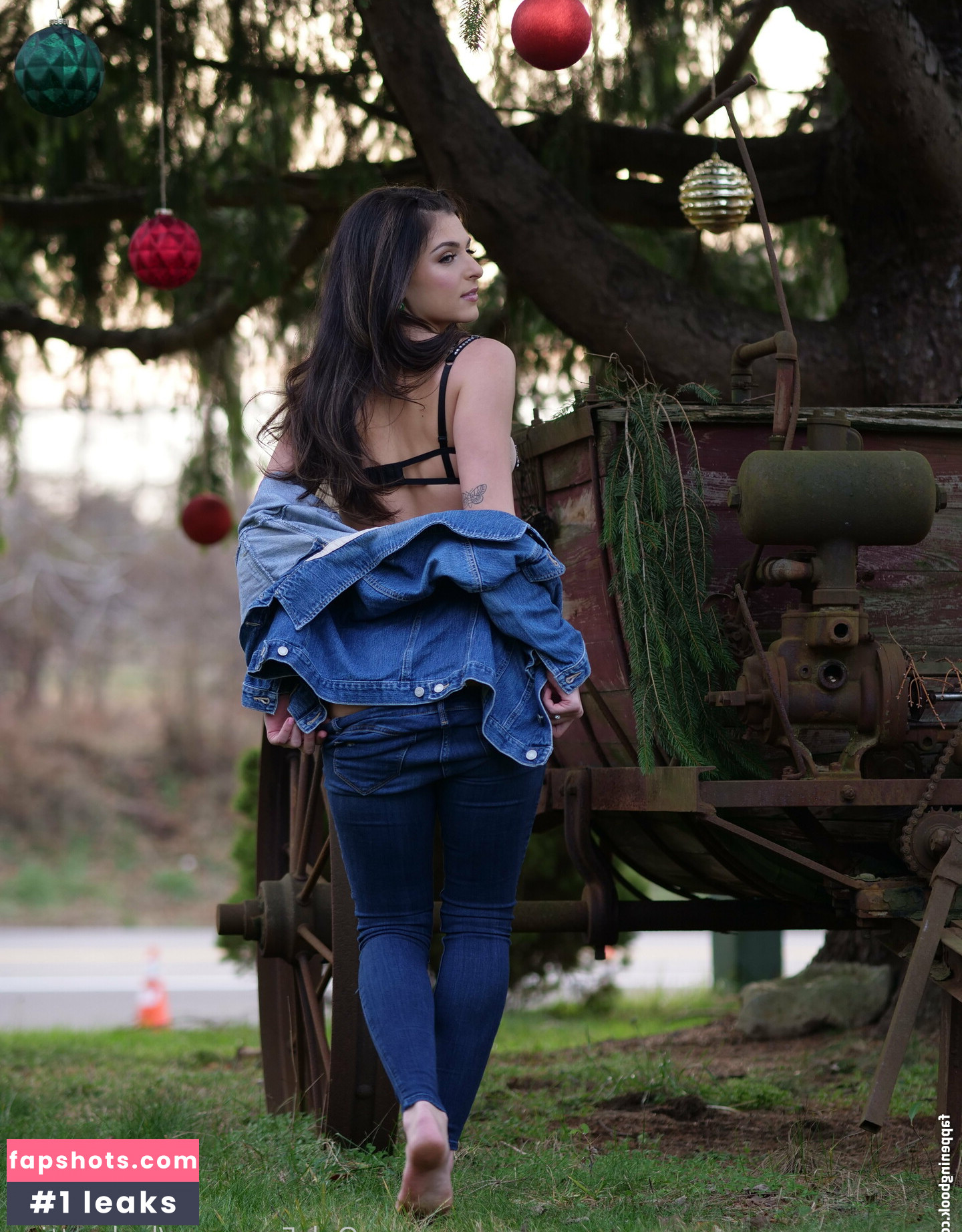 Leah Gotti gallery photo #828