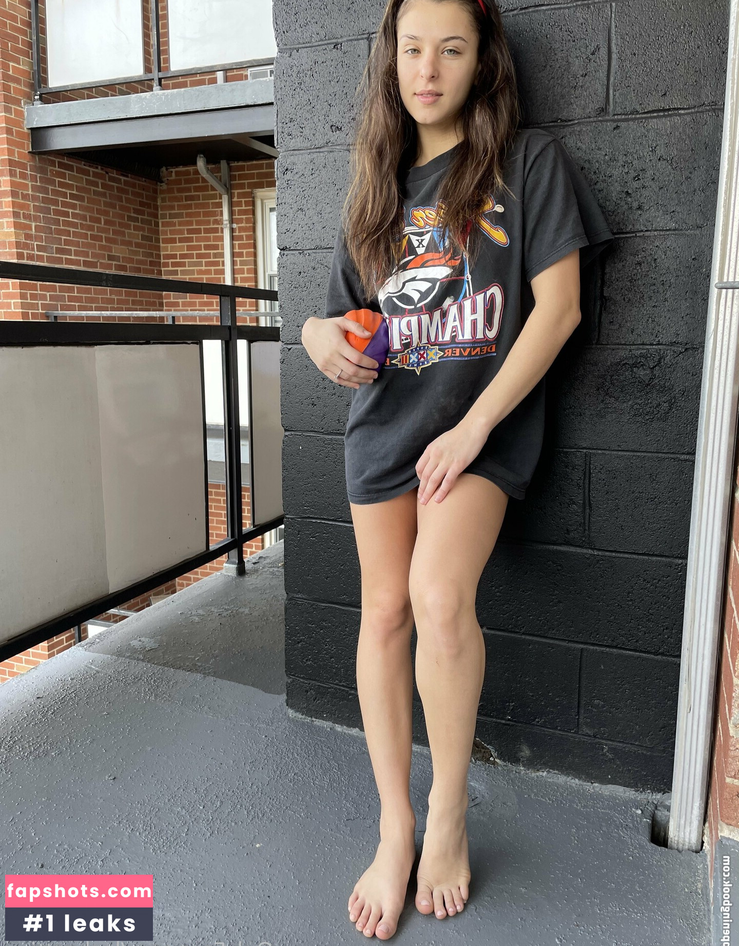 Leah Gotti gallery photo #843