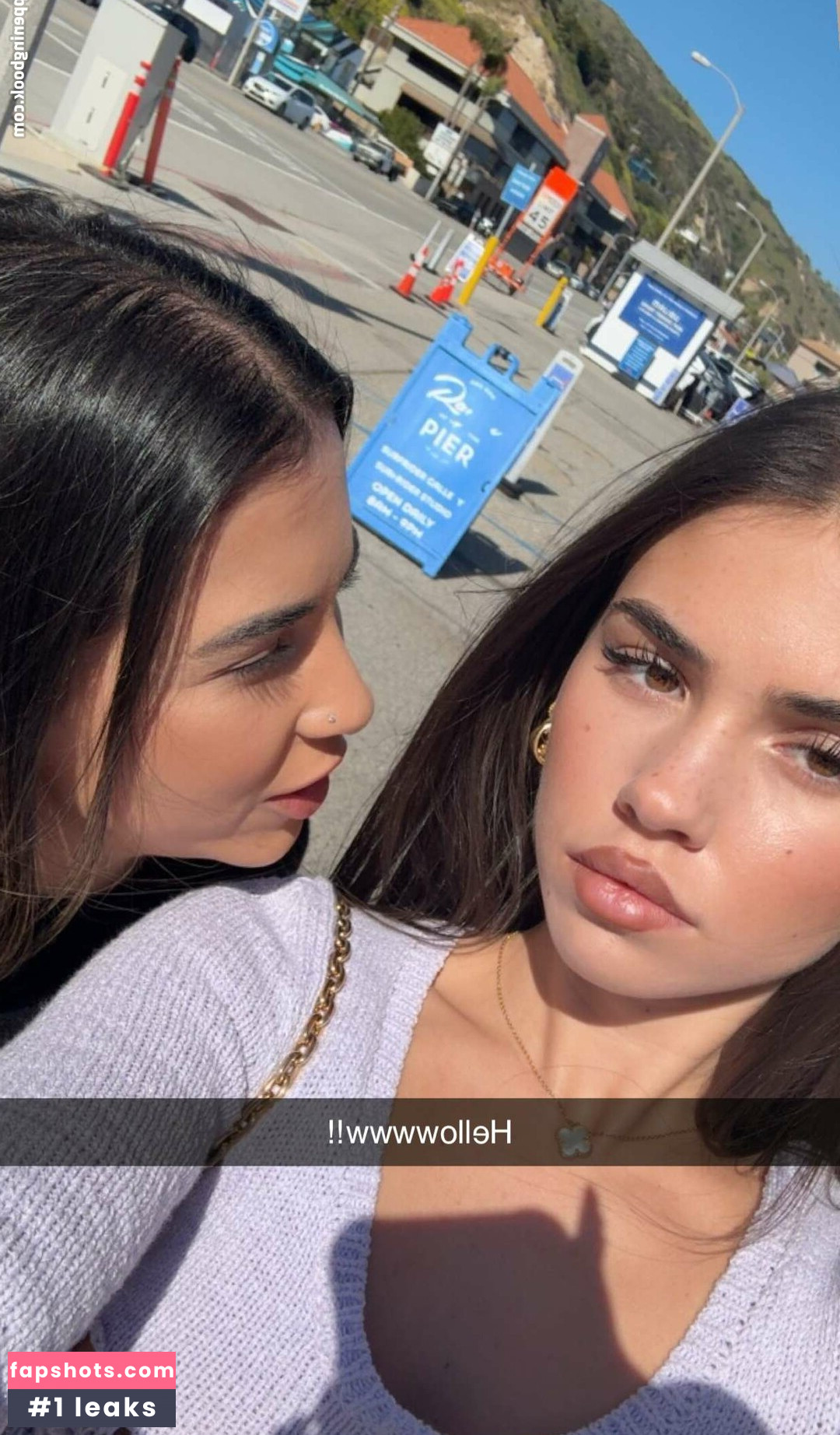 Leah Halton gallery photo #149