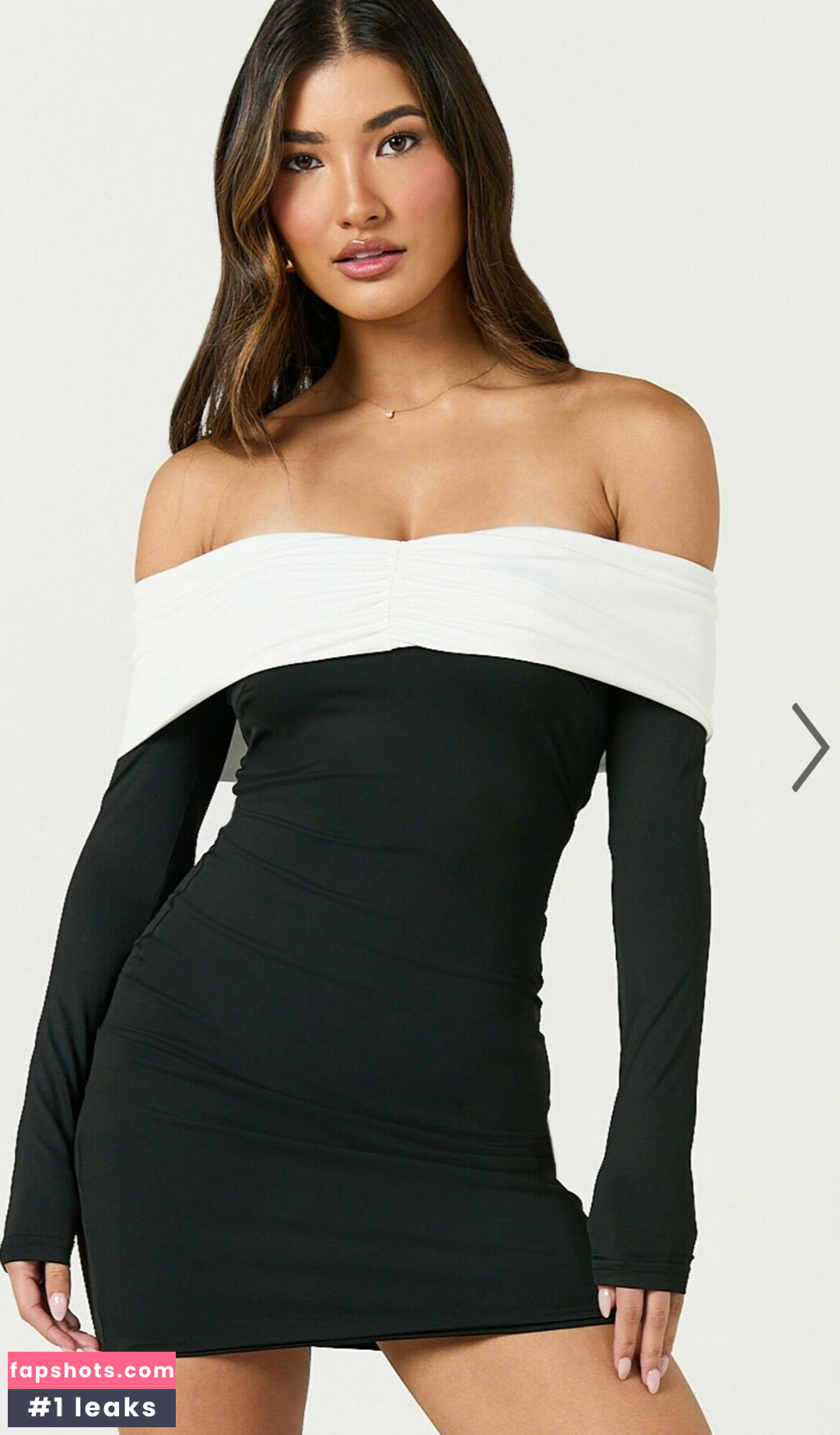 Leah Perkins & Mimi Perkins Nude Leaks OnlyFans Photos #5 - LeakJerk