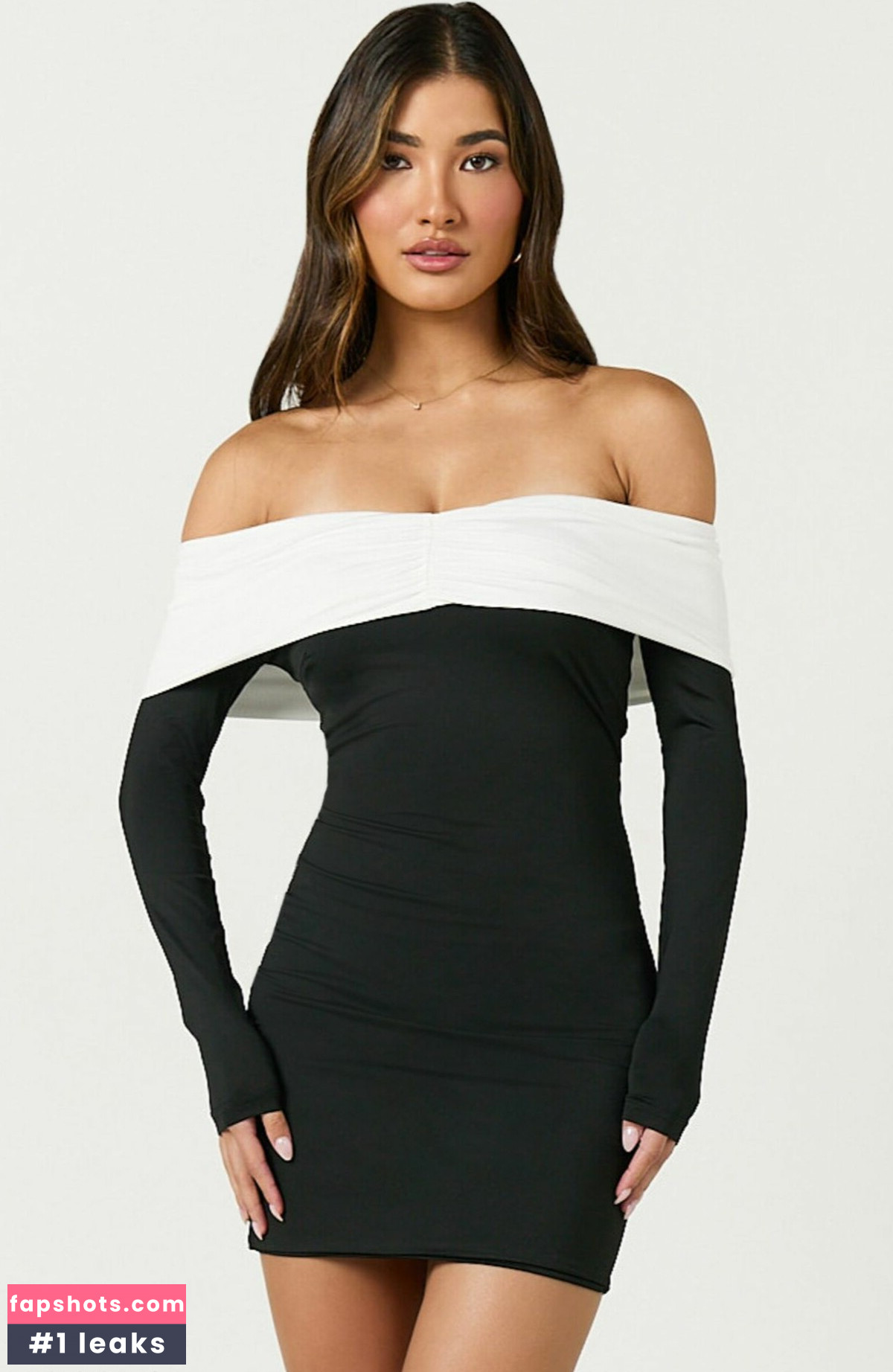 Leah Perkins & Mimi Perkins Nude Leaks OnlyFans Photos #10 - LeakJerk