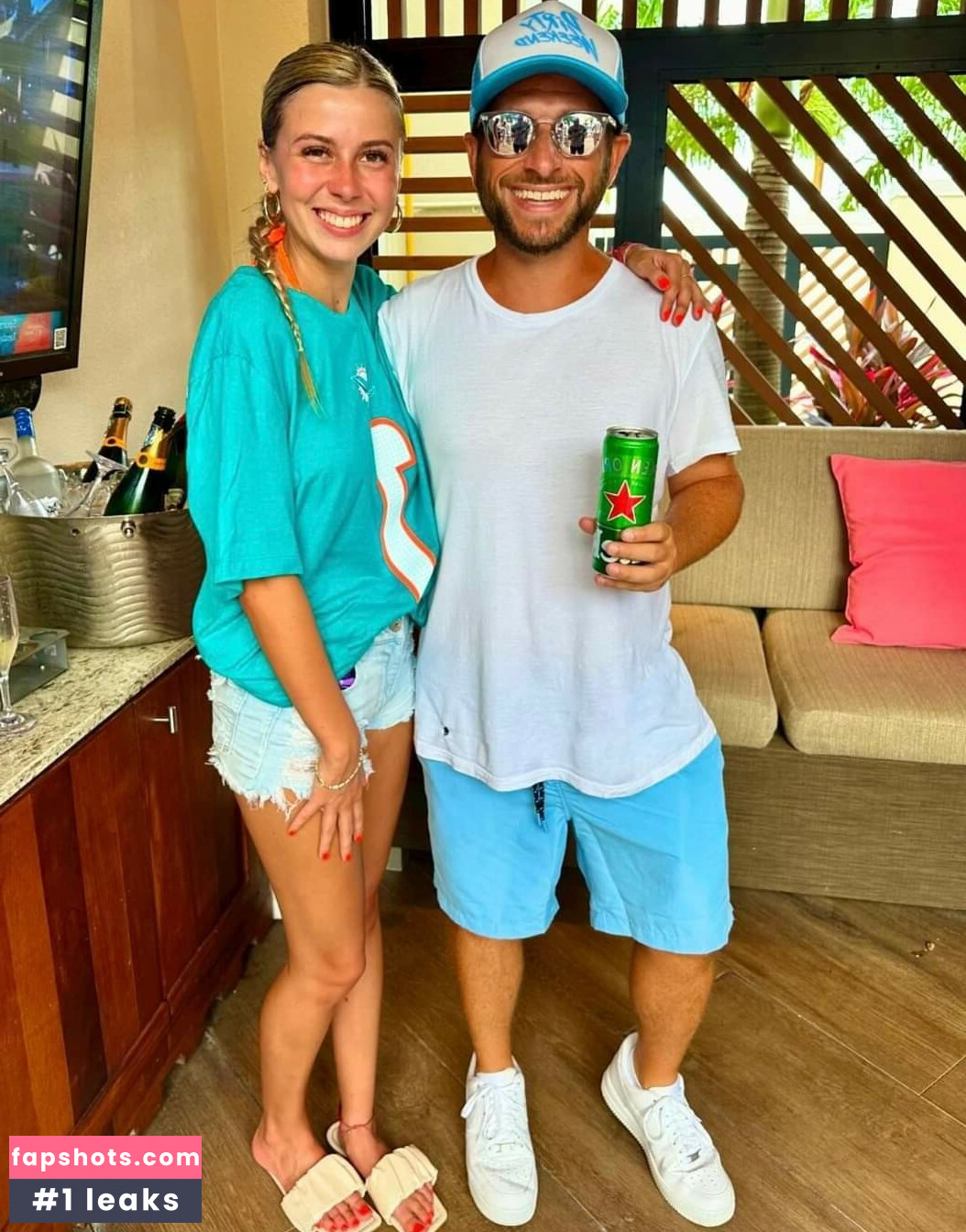 Leah Remini gallery photo #47