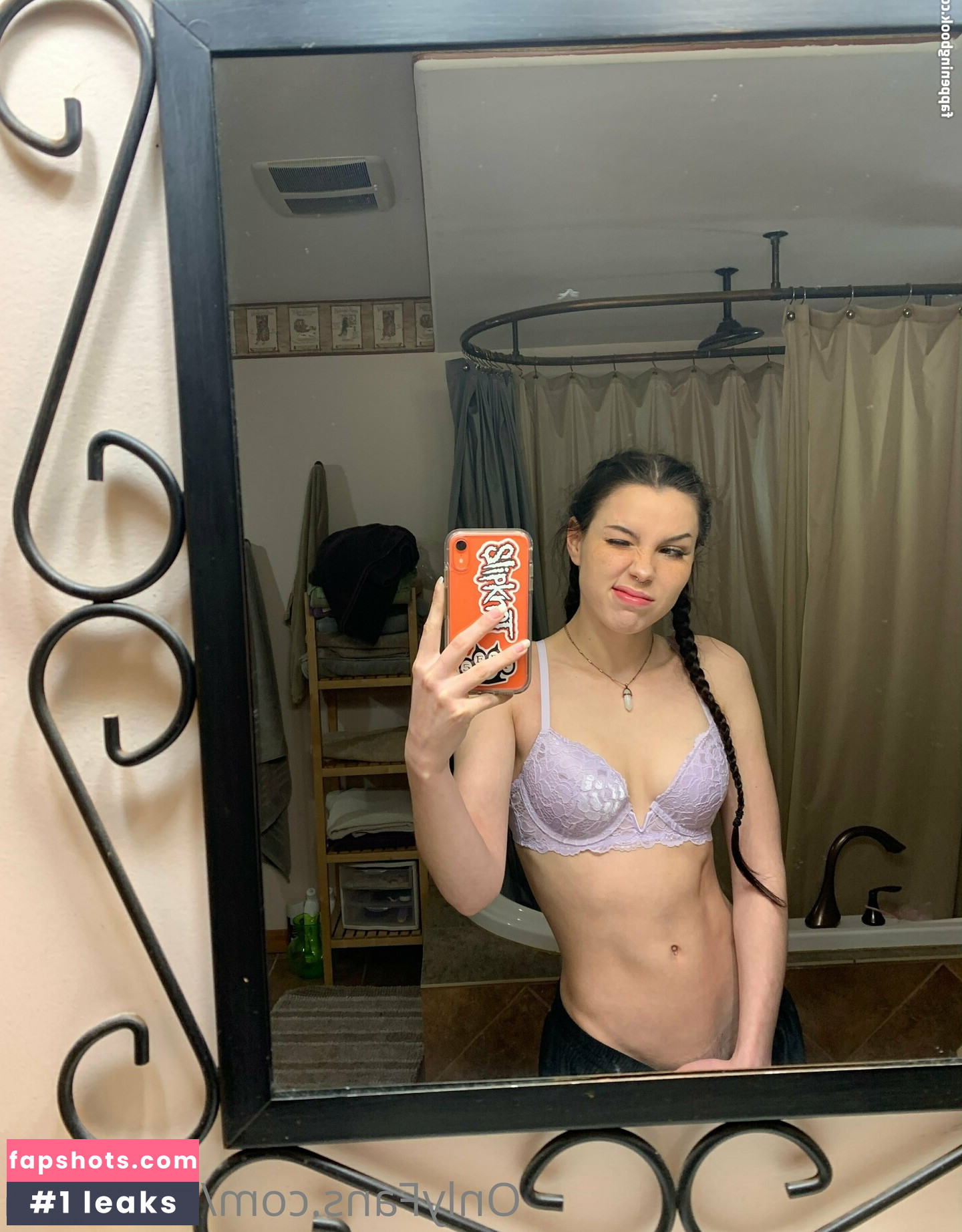 leahh_hh gallery photo #37