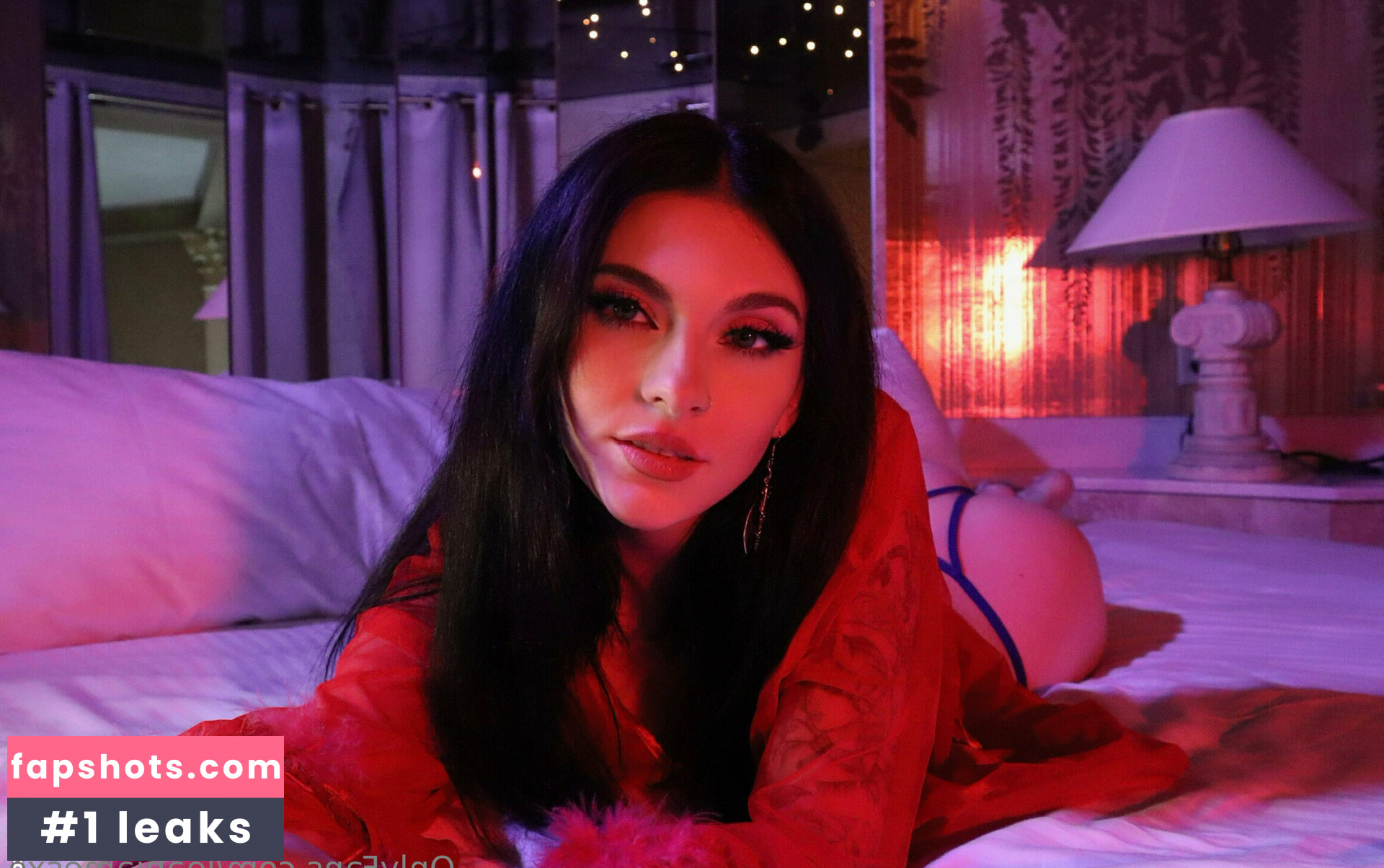 leahjamesxo gallery photo #5