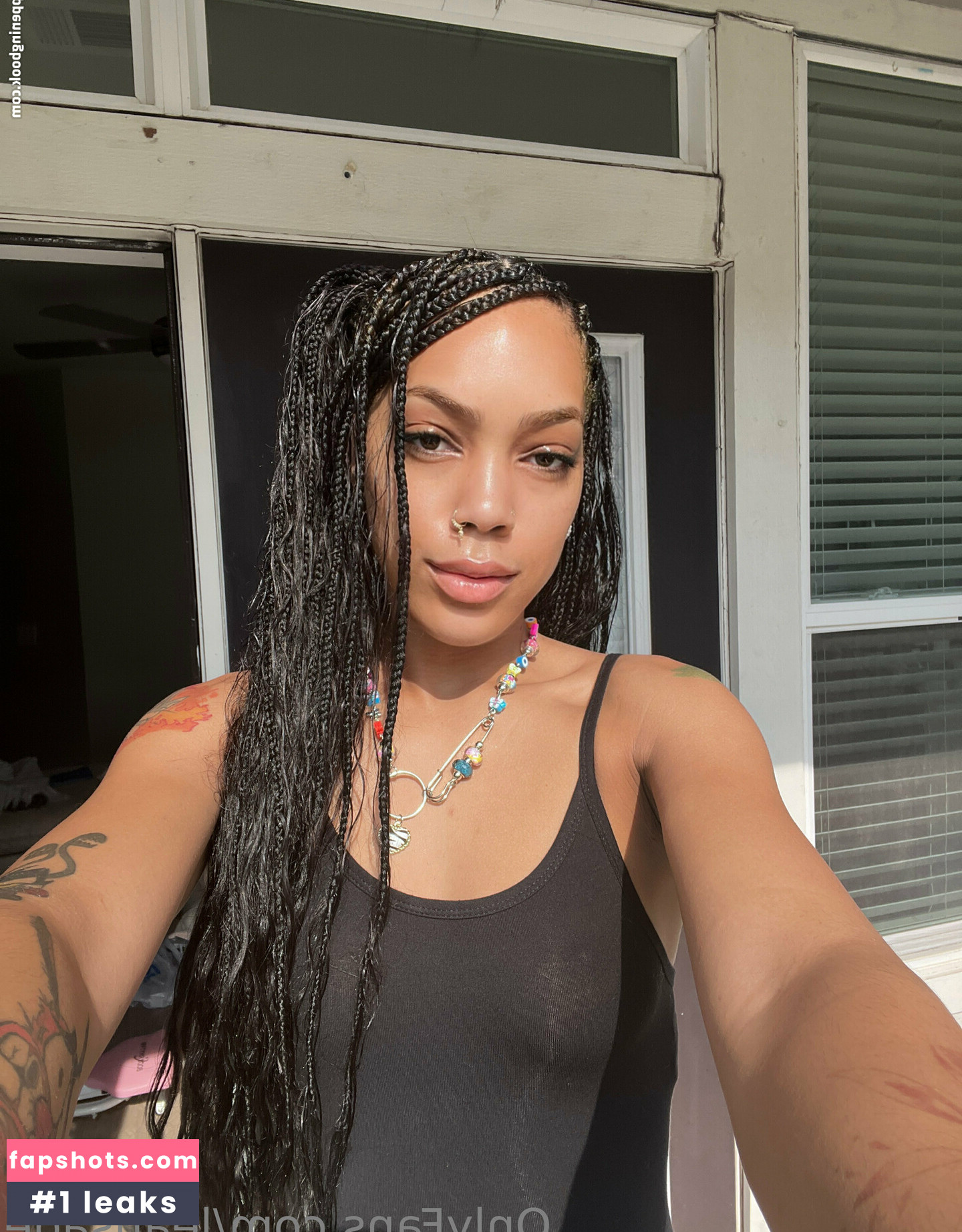 leahsade gallery photo #22