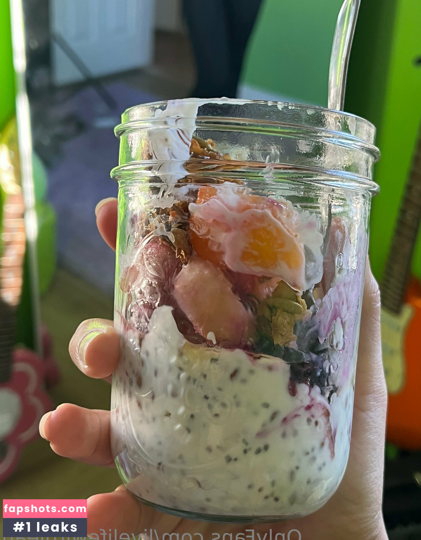 leahsade gallery photo #27