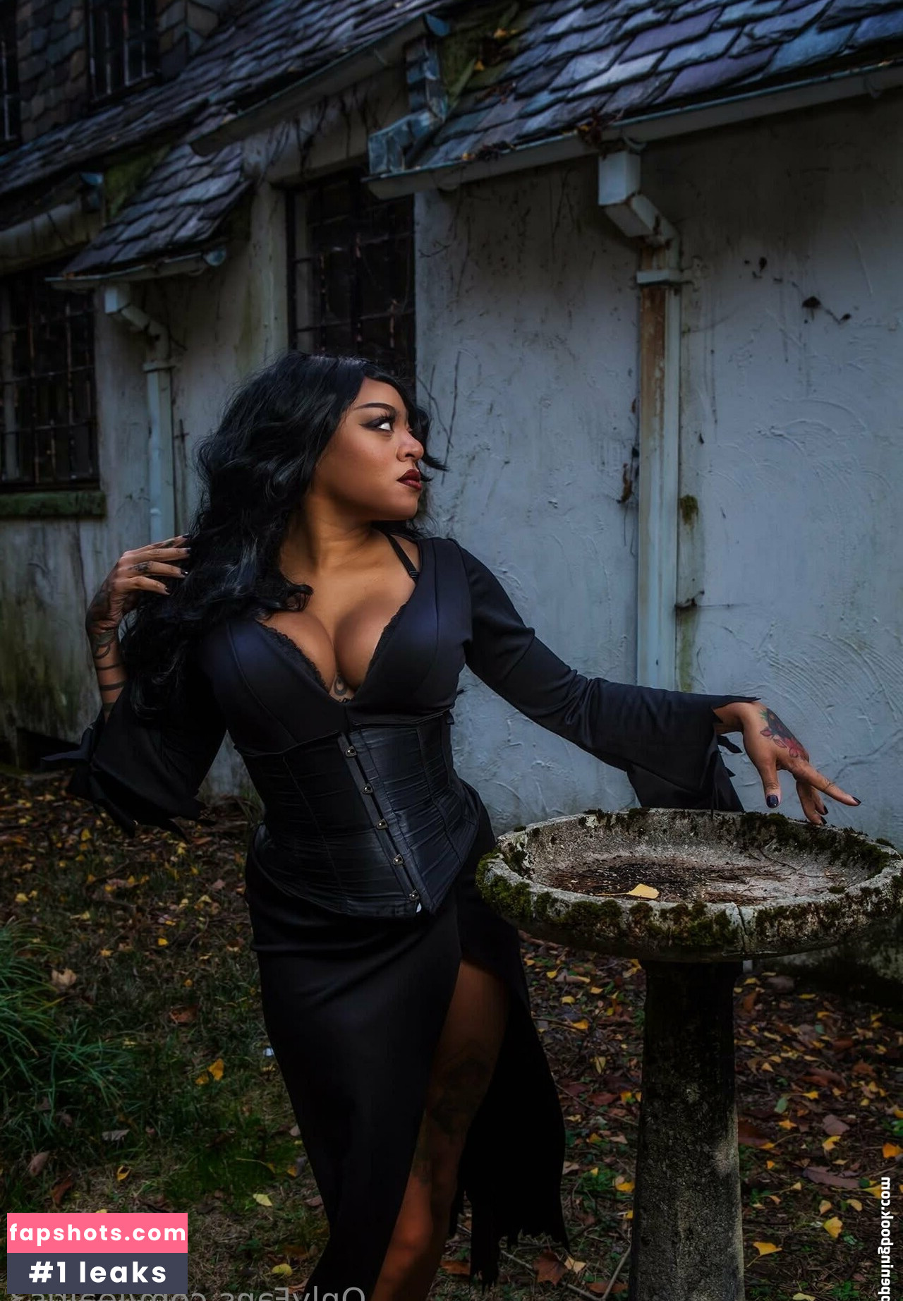 leairis3 gallery photo #17