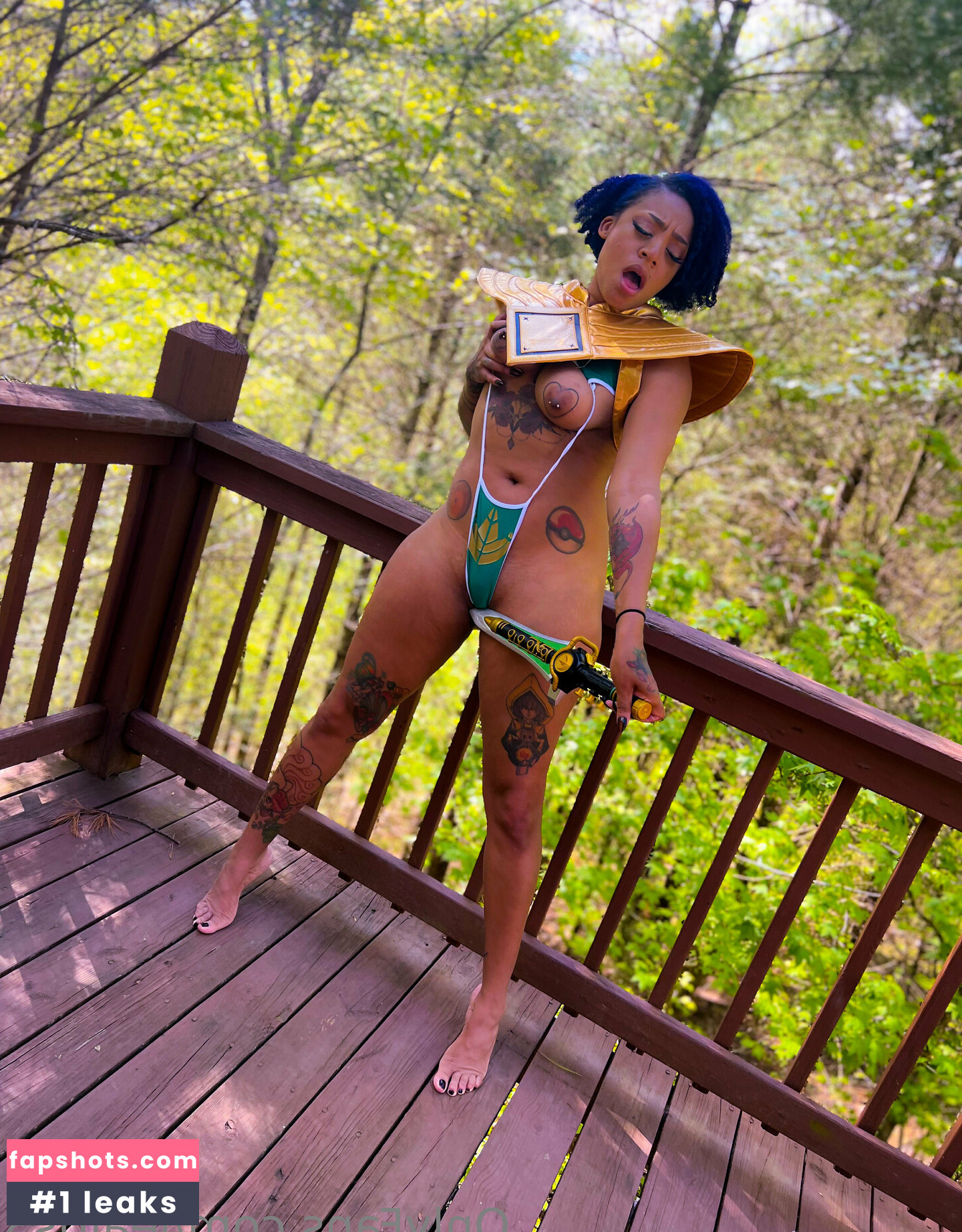 leairis3 gallery photo #47