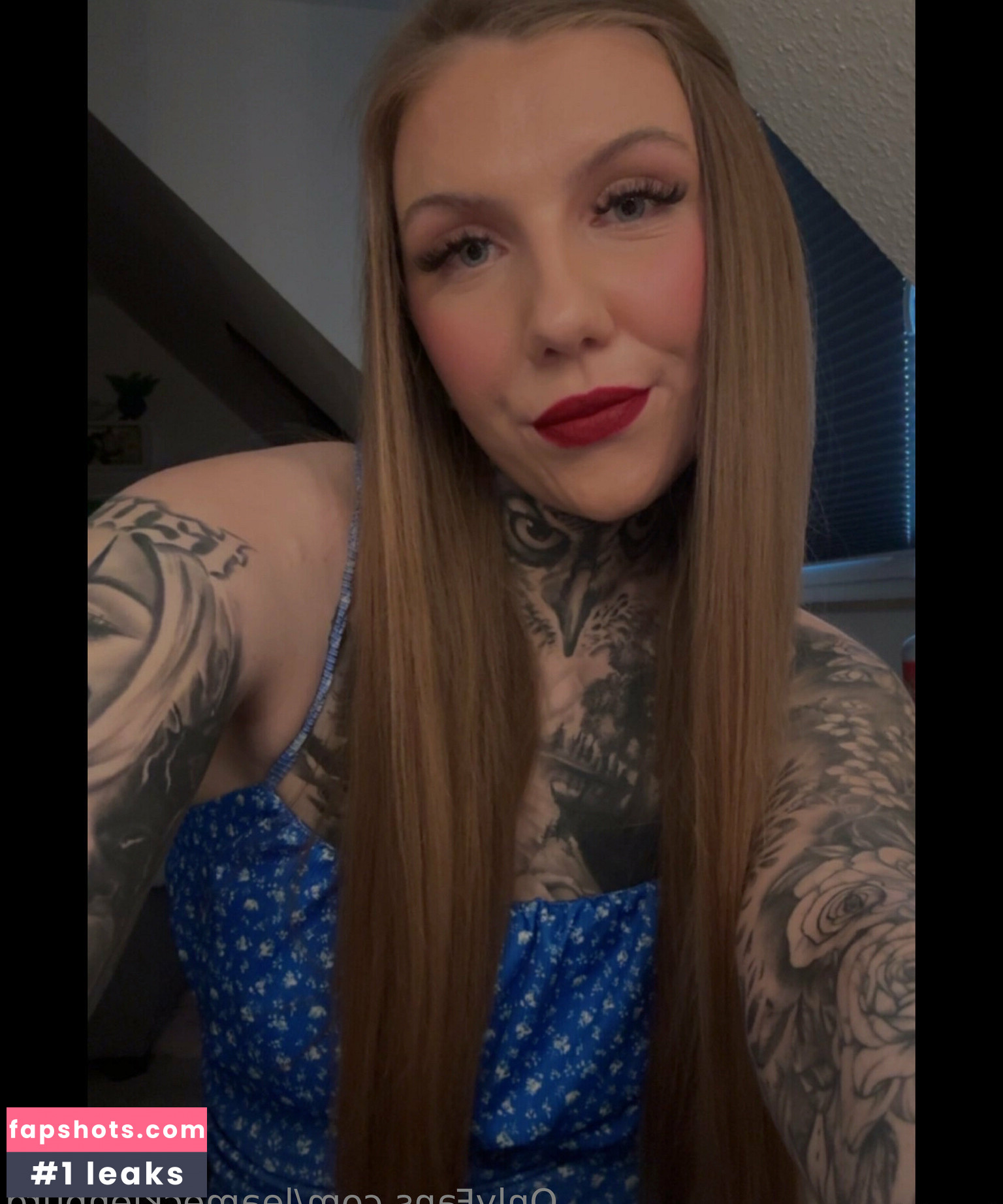 LeaMecklenburg gallery photo #19