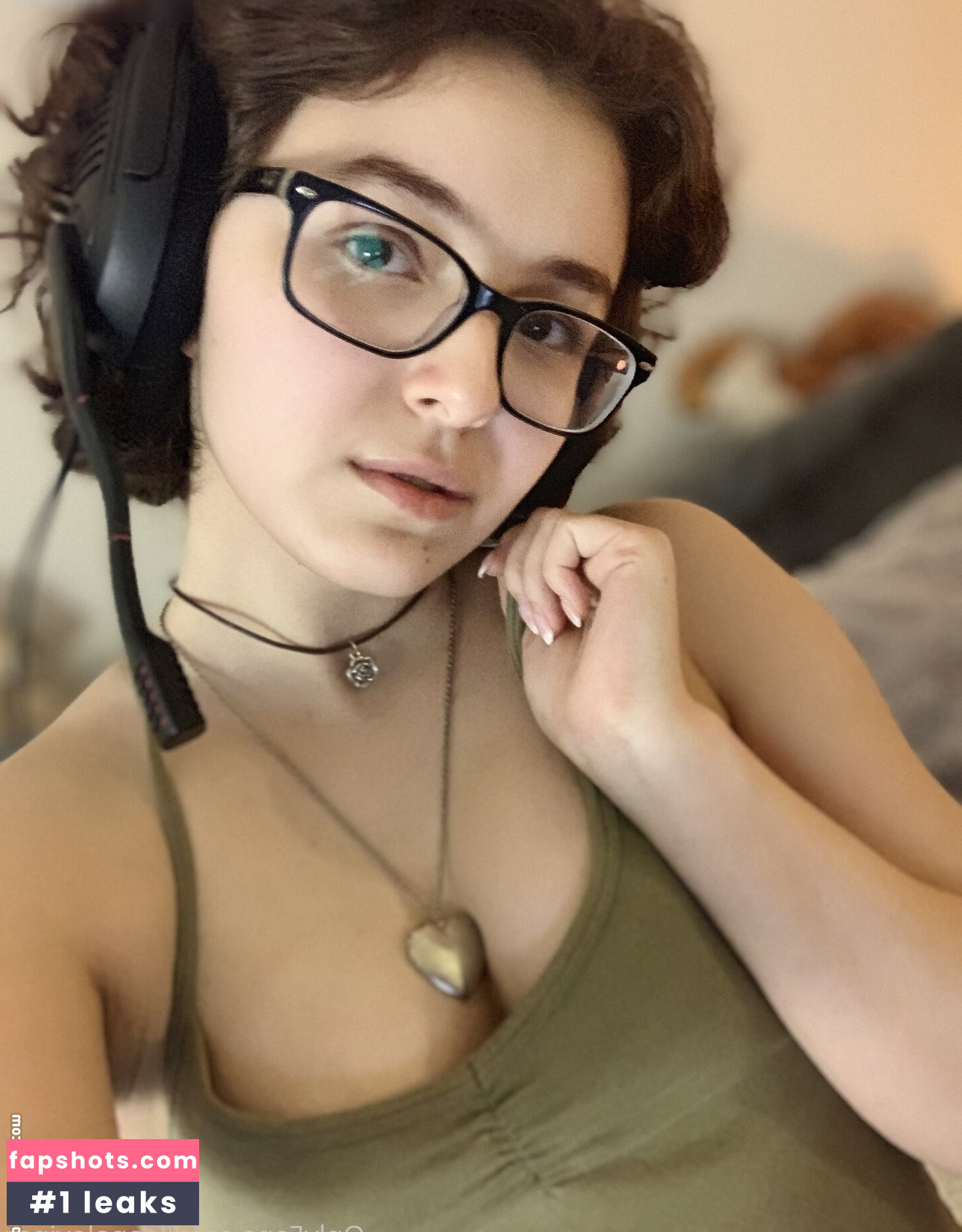 Leana Lovings gallery photo #156