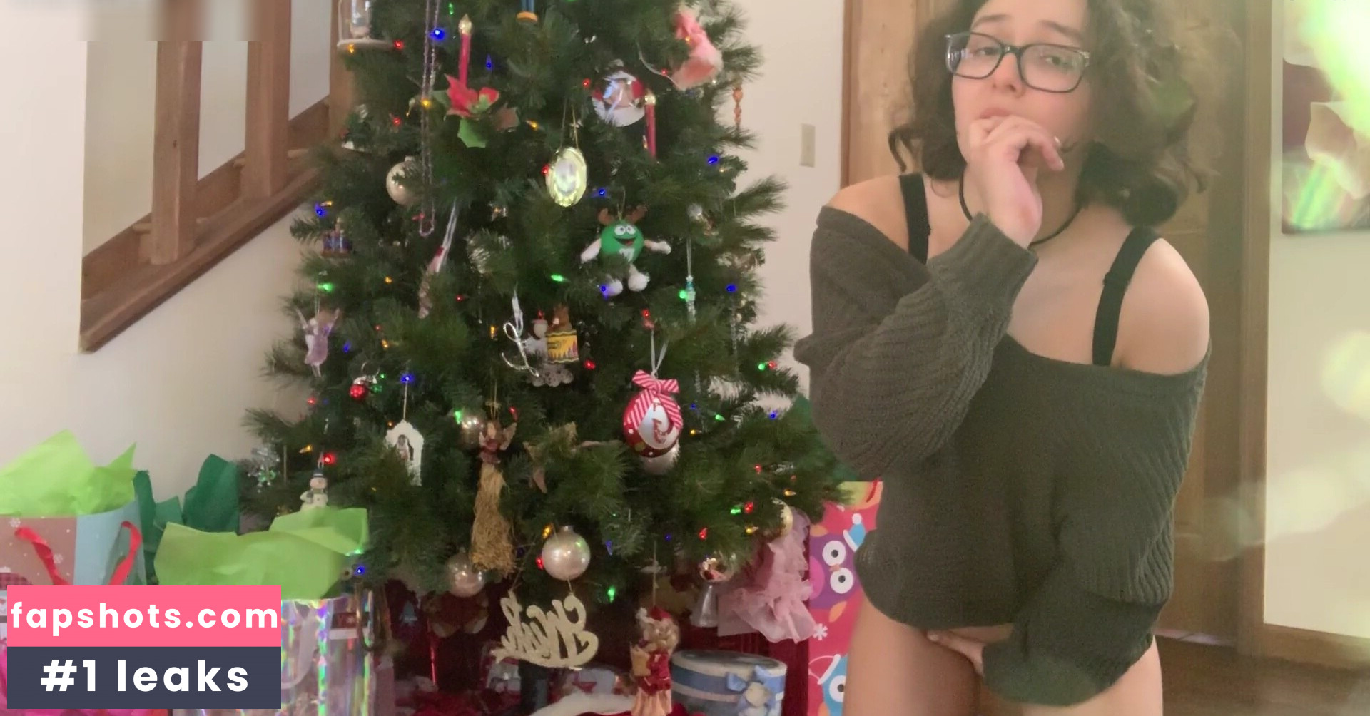 Leana Lovings gallery photo #186