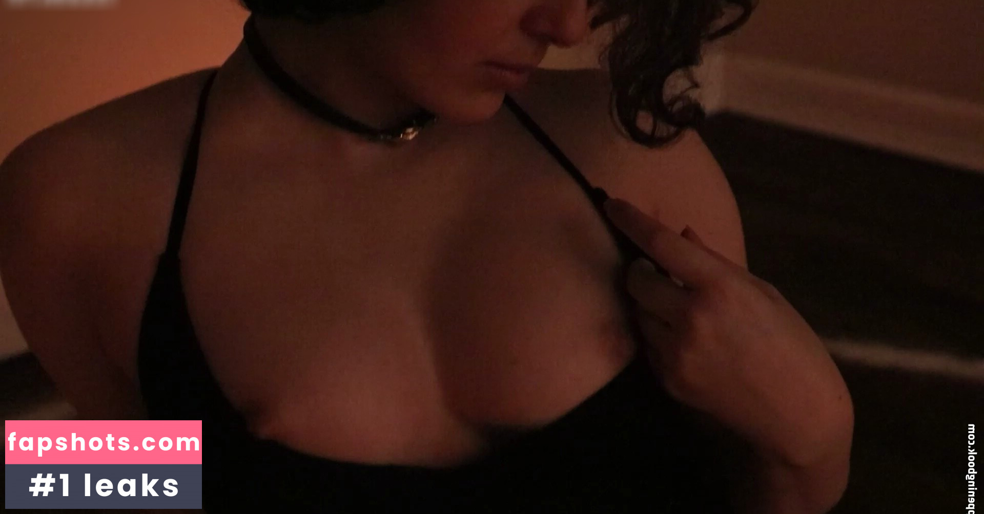 Leana Lovings gallery photo #293