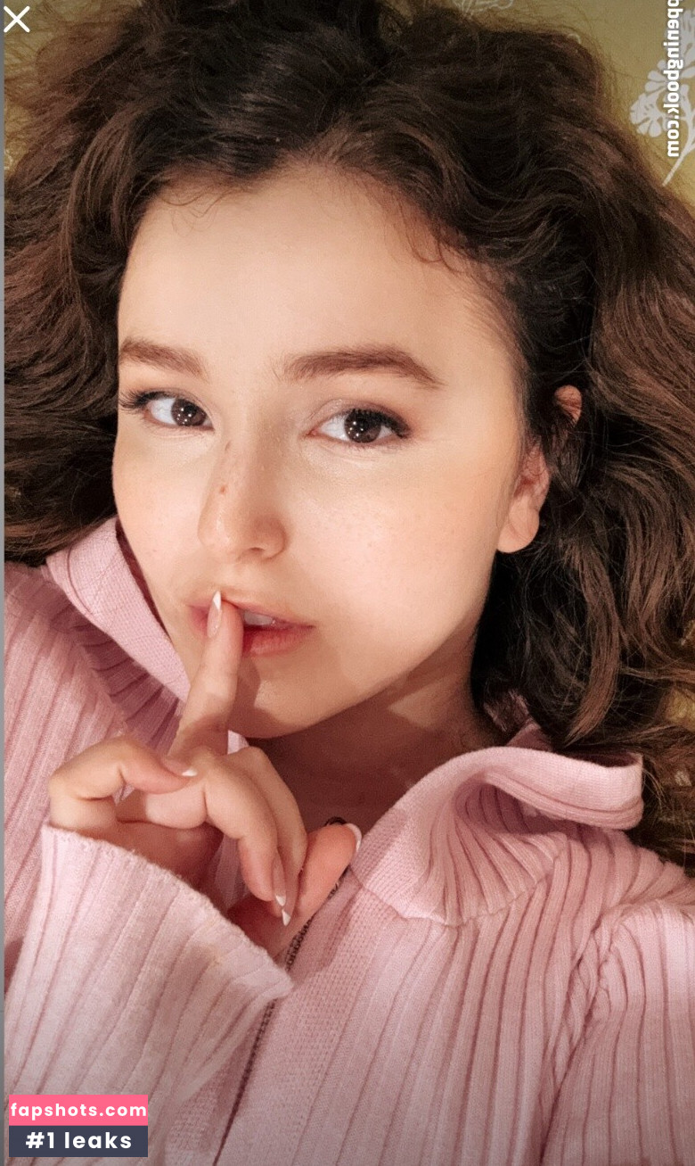 Leana Lovings gallery photo #332