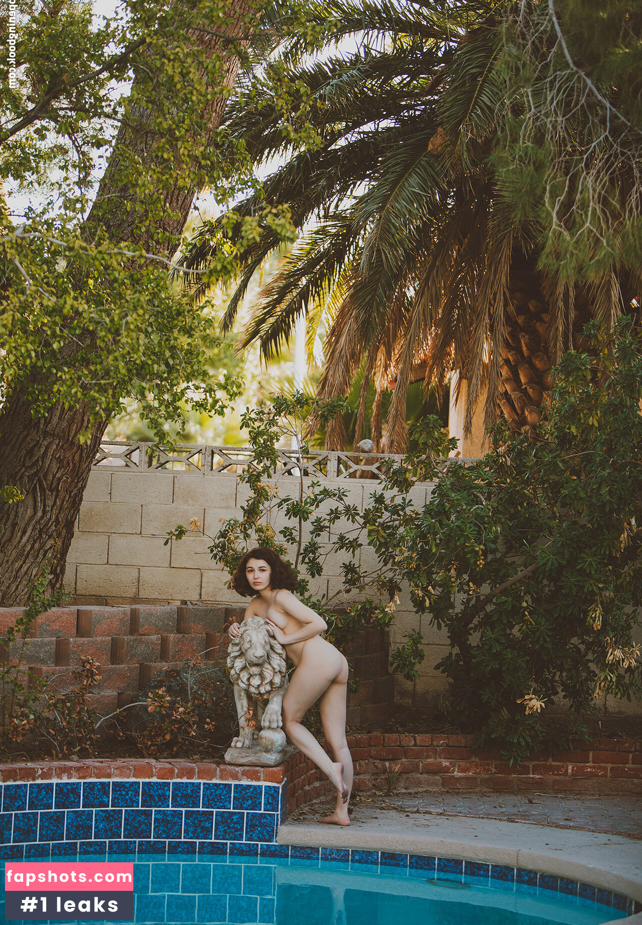 Leana Lovings gallery photo #397