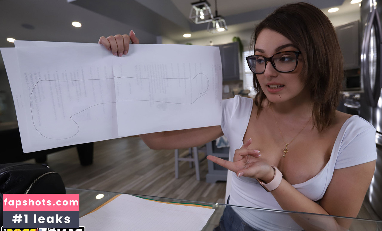 Leana Lovings gallery photo #428