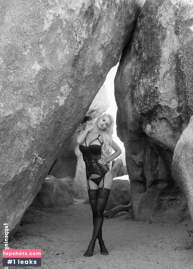 Leanna Bartlett Nude Leaks OnlyFans Photos #15 - LeakJerk