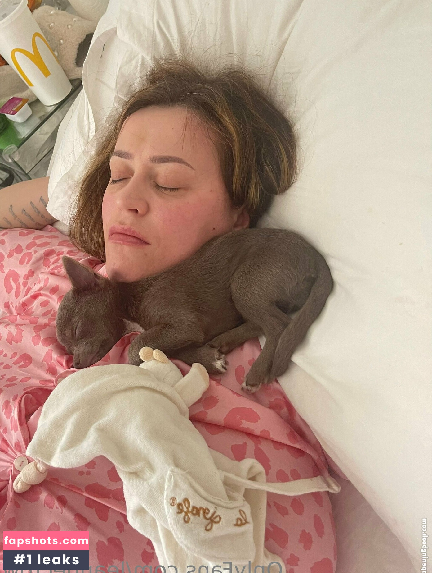 leannecrow gallery photo #7