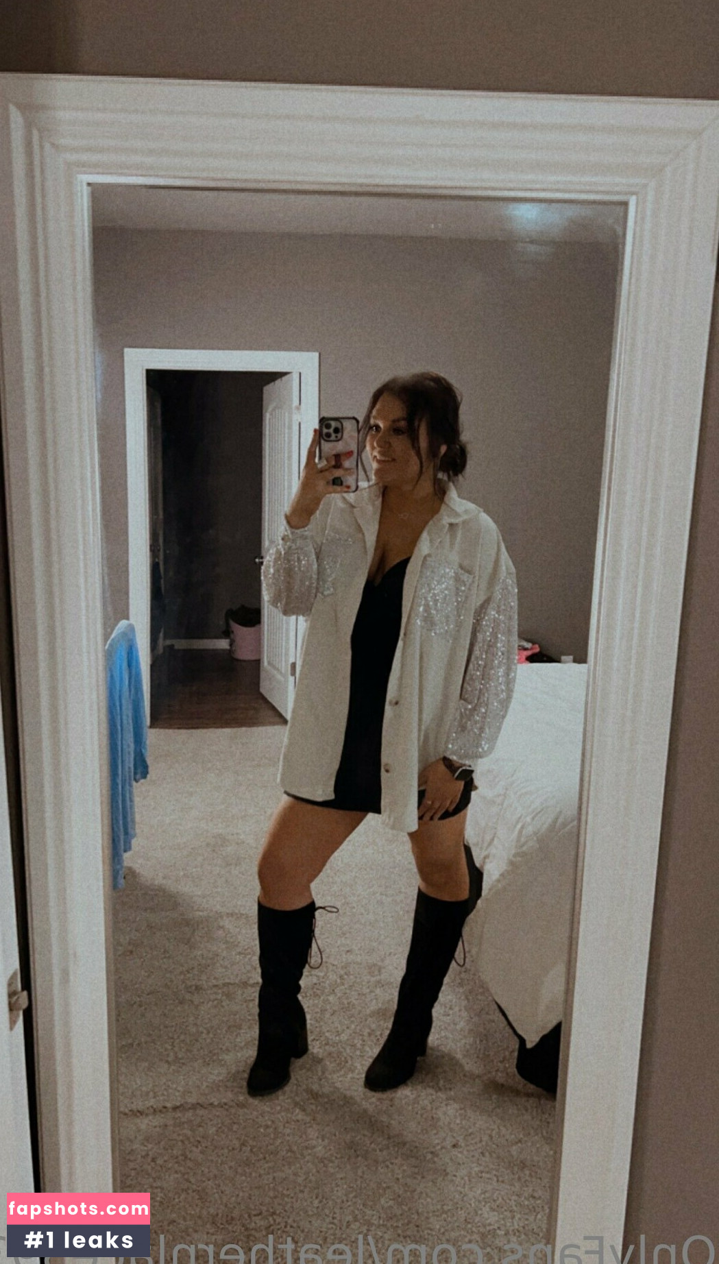 leathernlace393 gallery photo #5