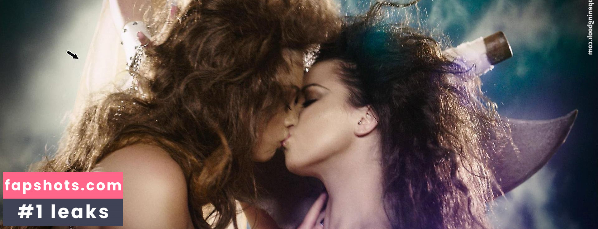 Leda Petit gallery photo #7