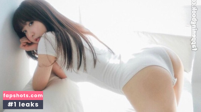 Lee Lyn gallery photo #22