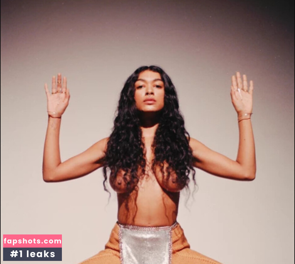 Lee Mariah Armoogam gallery photo #11