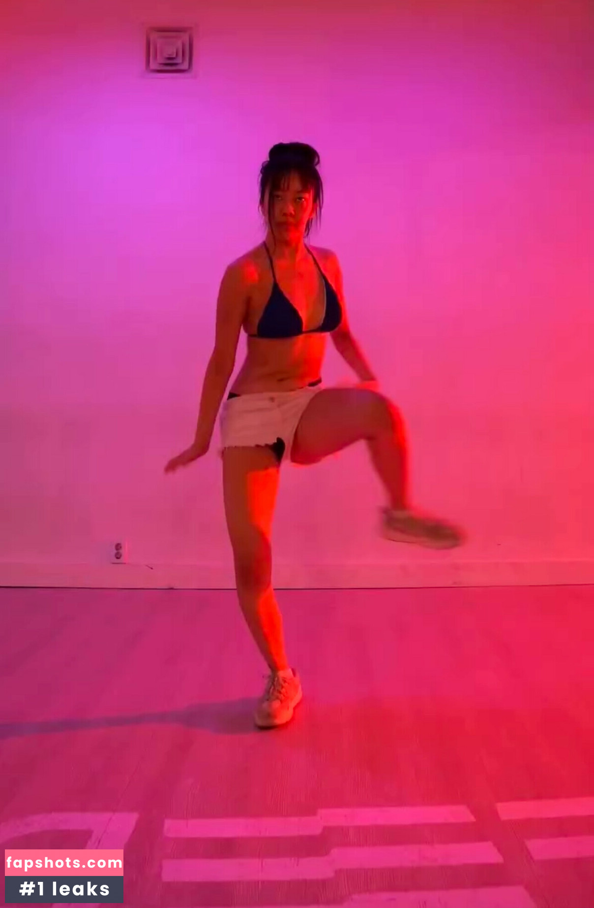 Lee Seoin gallery photo #24