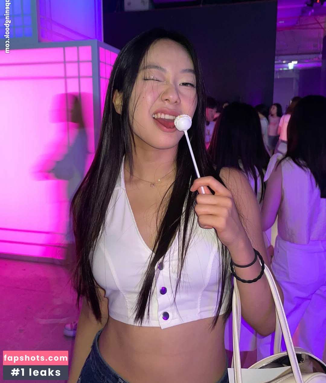 Lee Seoin Nude Leaks OnlyFans Photos #41 - LeakJerk