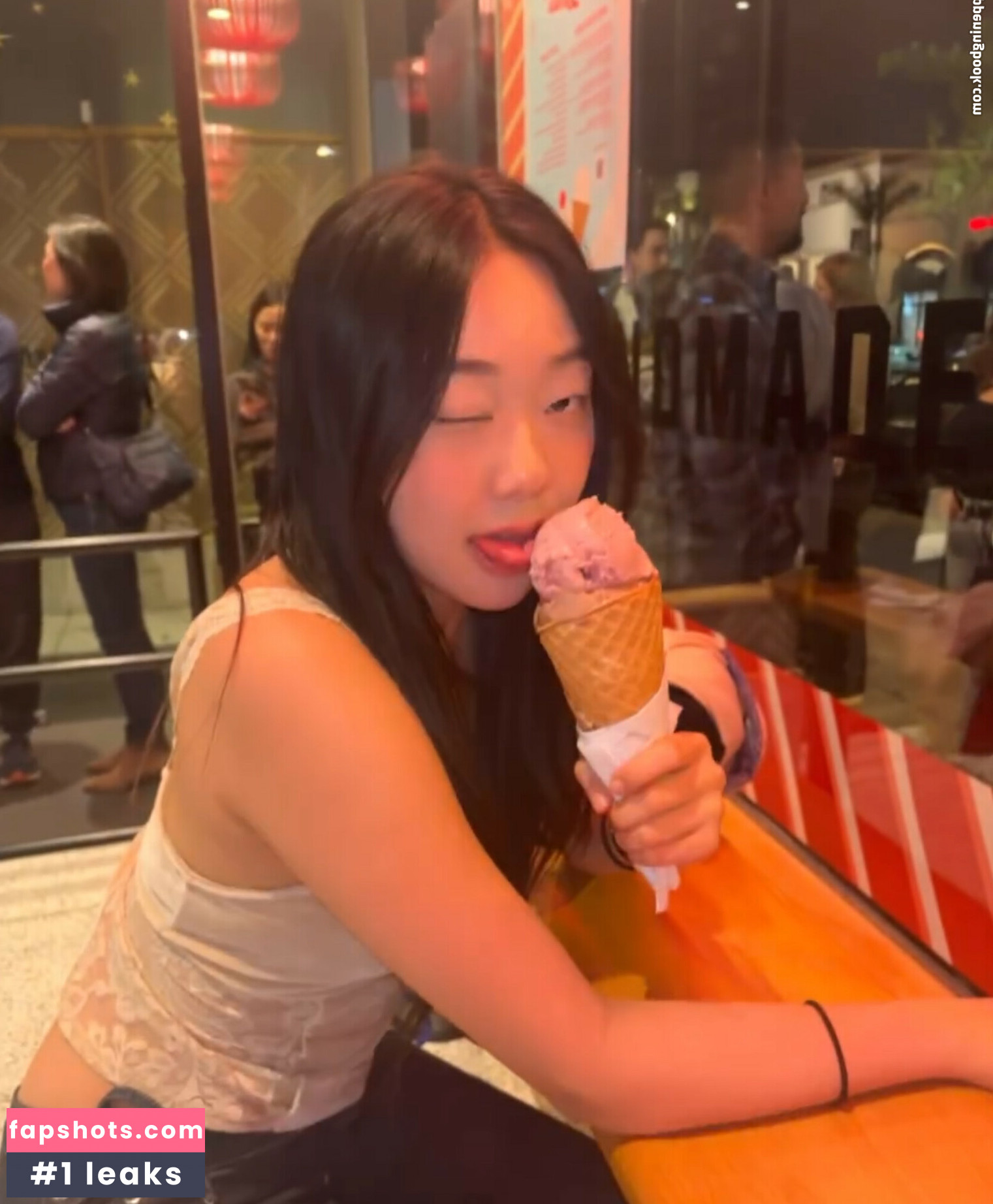 Lee Seoin gallery photo #48