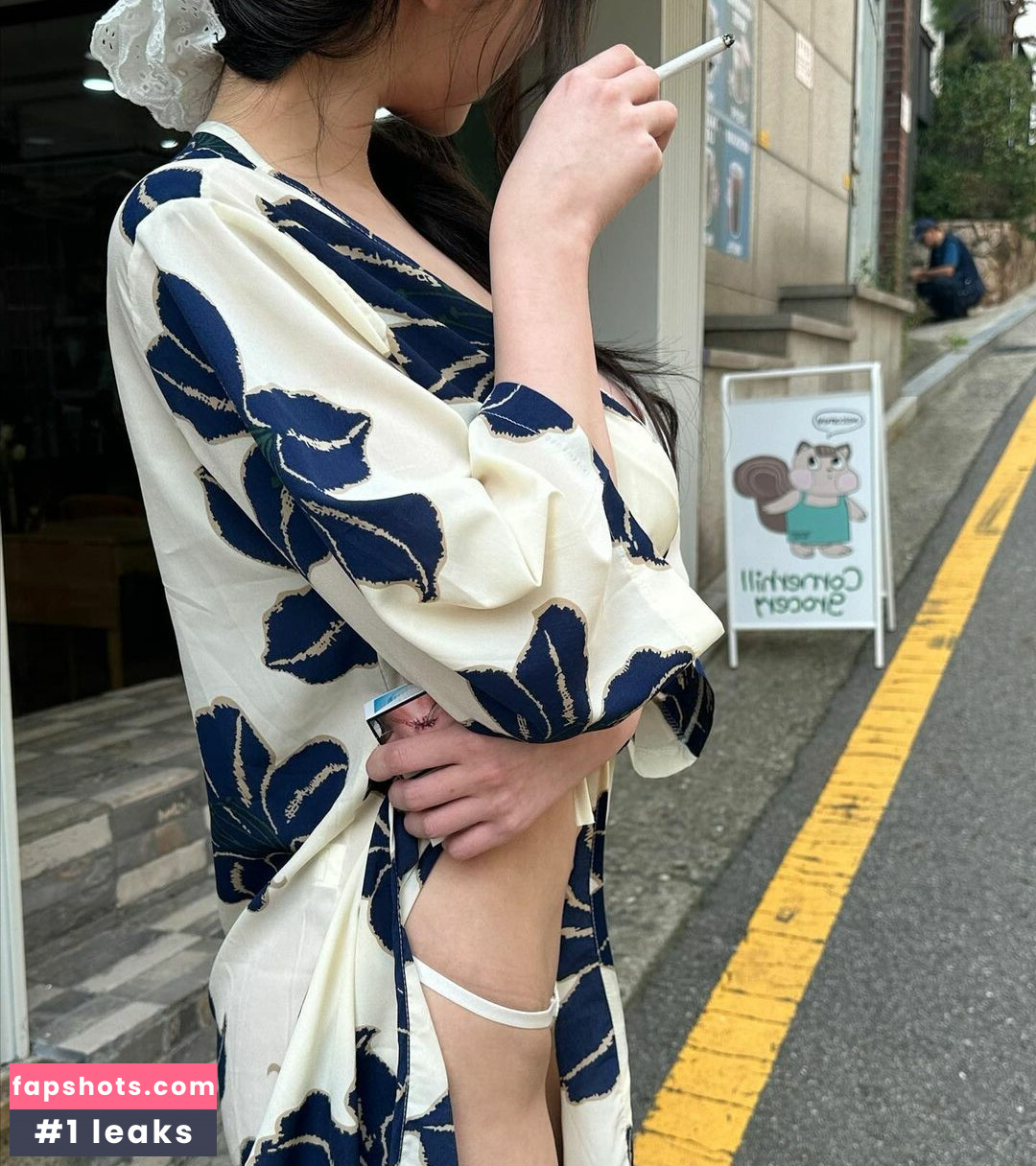 Lee Yeonwoo gallery photo #154