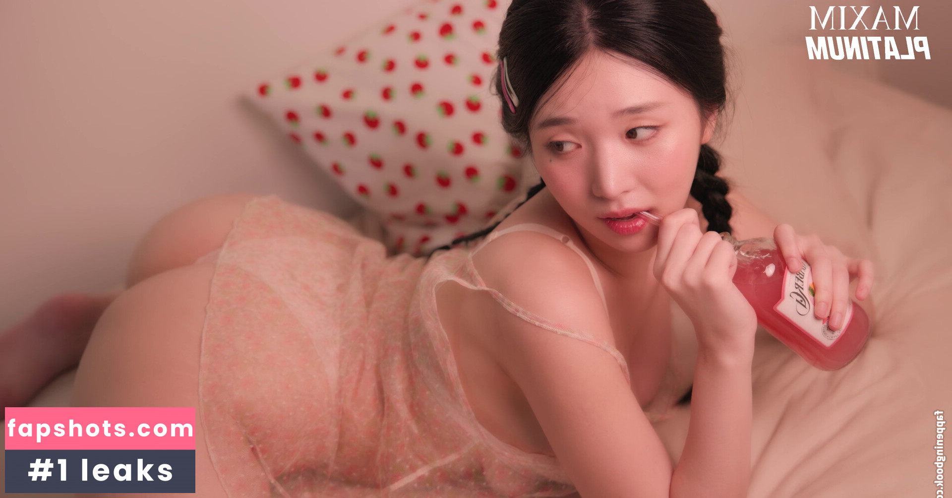 Lee Yeonwoo gallery photo #87