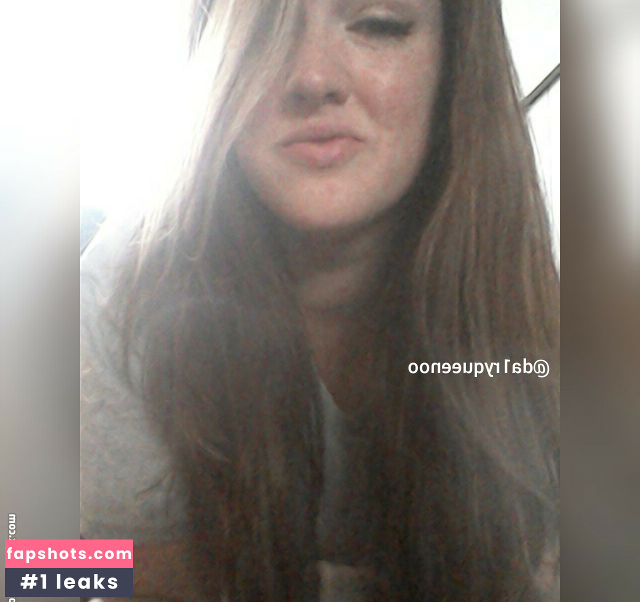 LeeAnne gallery photo #5