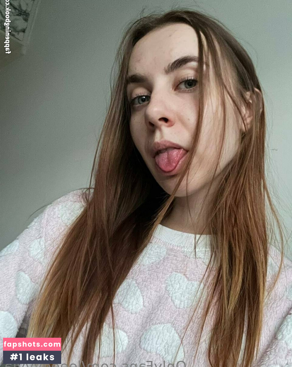 leeeeyyyla gallery photo #35