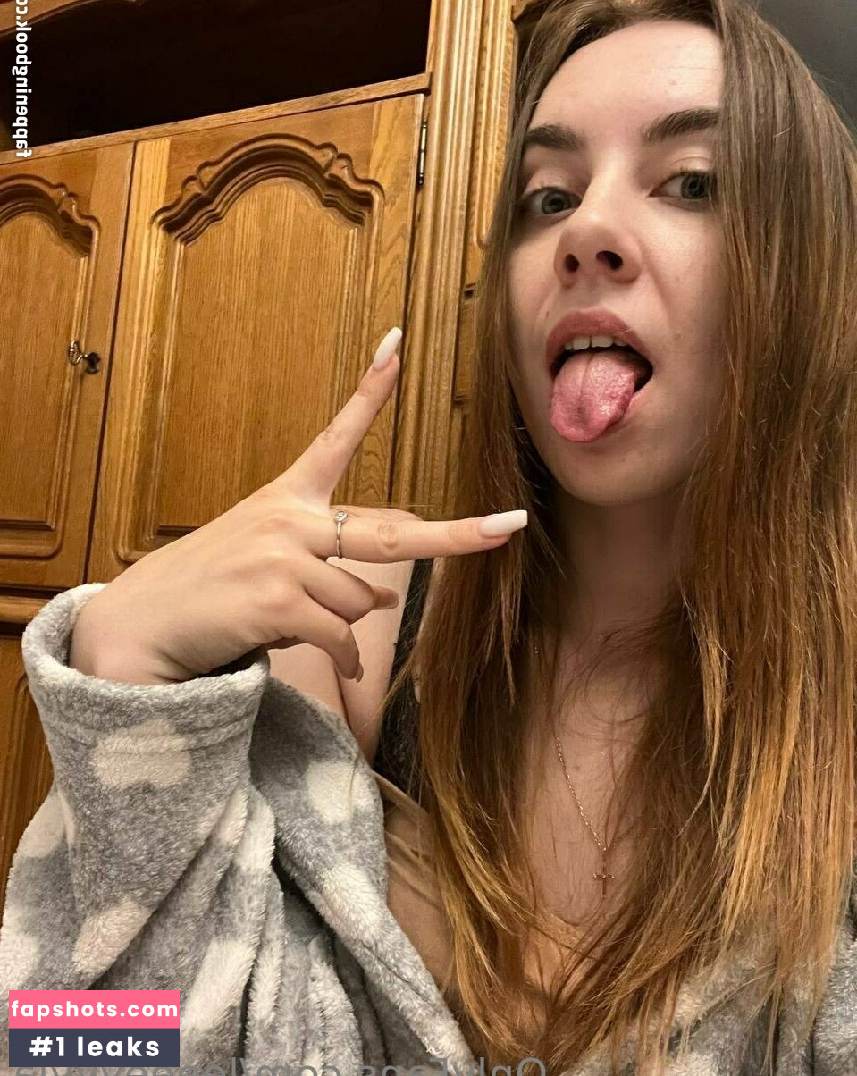 leeeeyyyla gallery photo #40