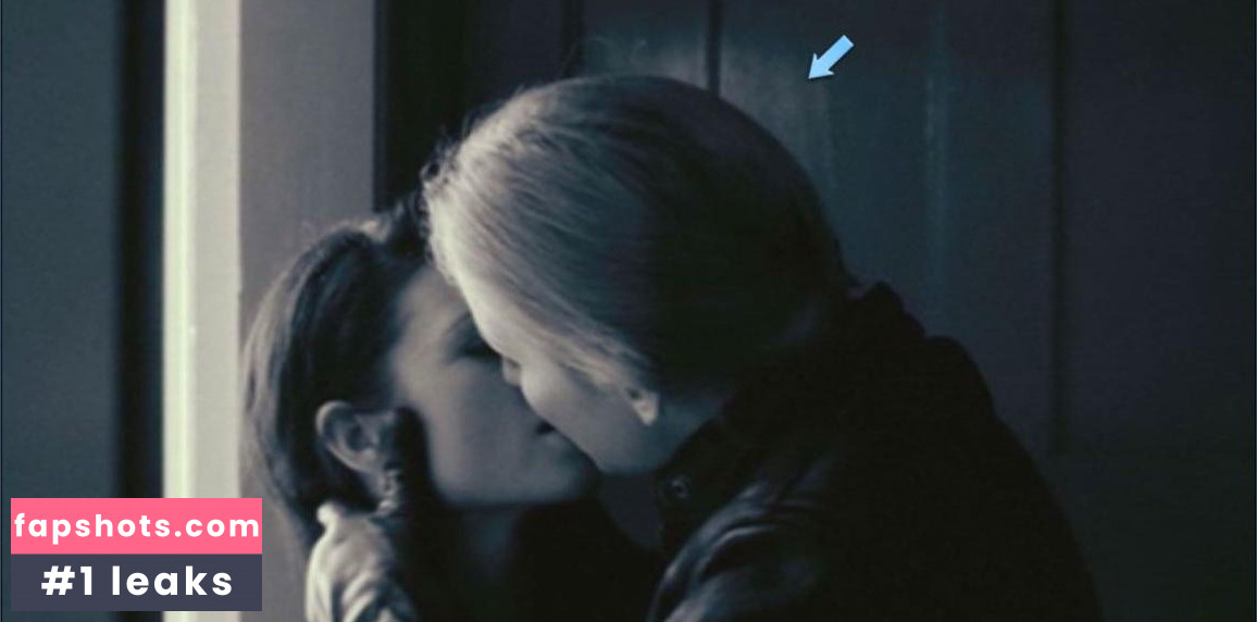 Leelee Sobieski gallery photo #132