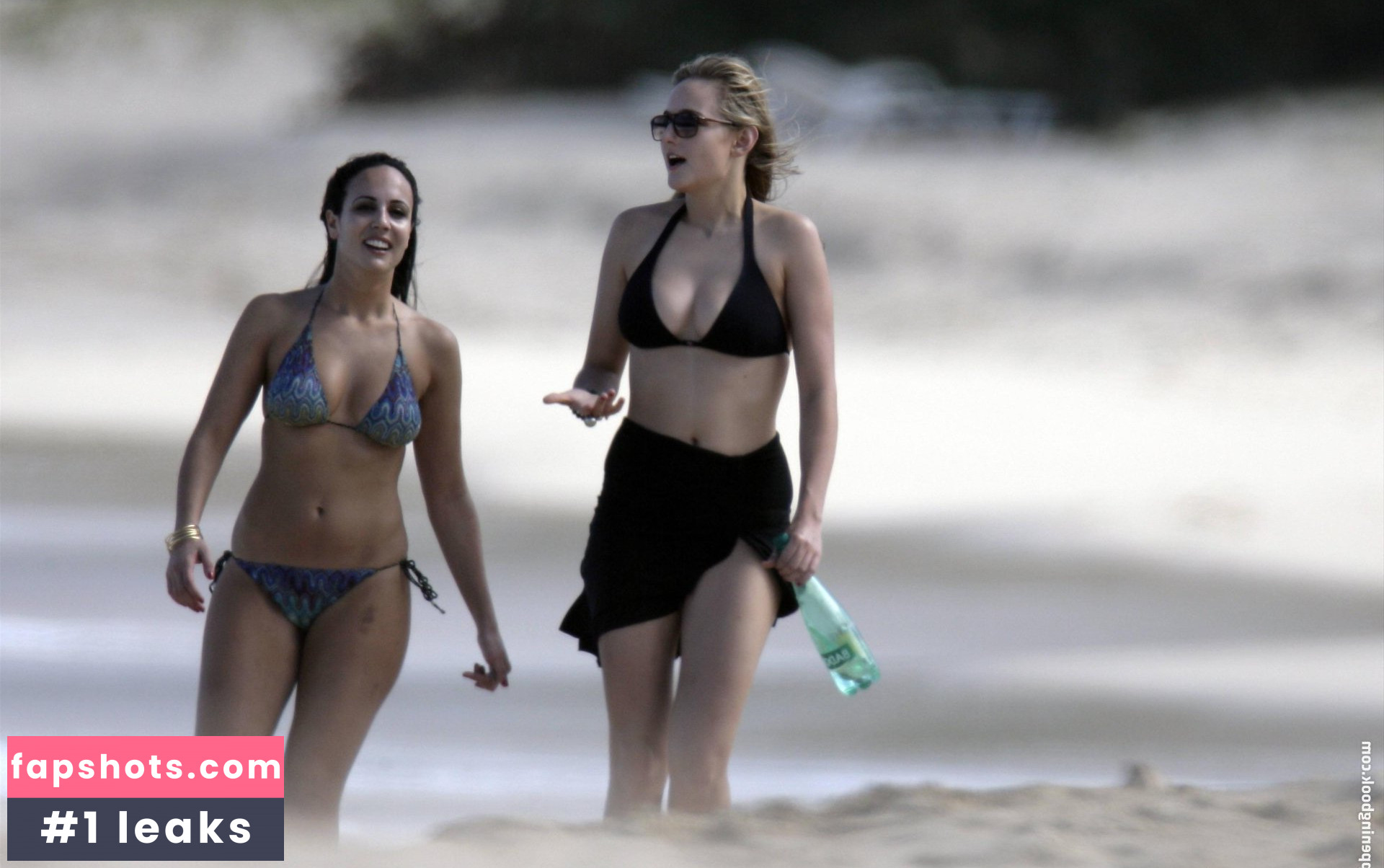 Leelee Sobieski gallery photo #143