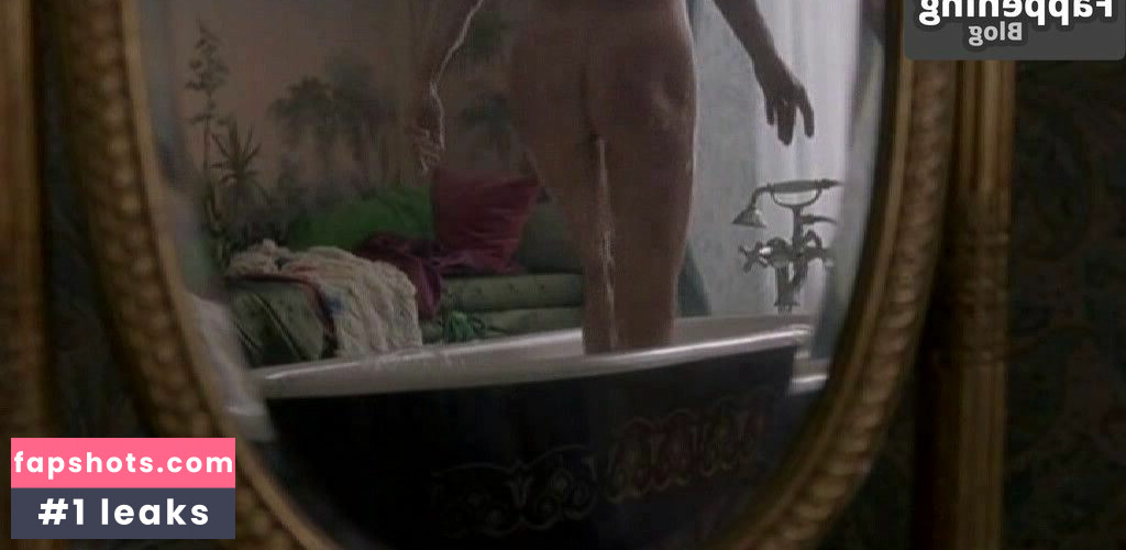 Leelee Sobieski gallery photo #19