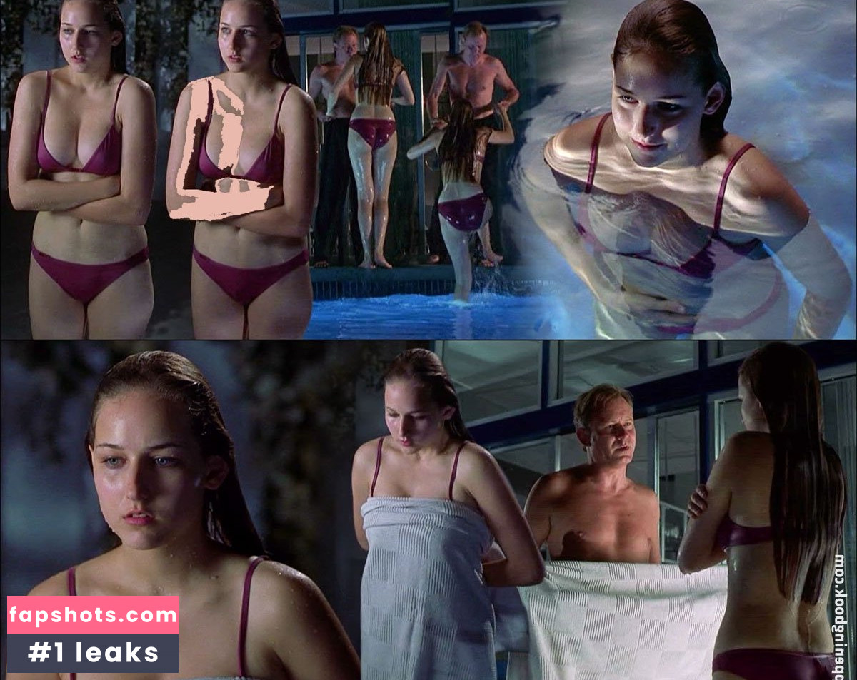 Leelee Sobieski gallery photo #209