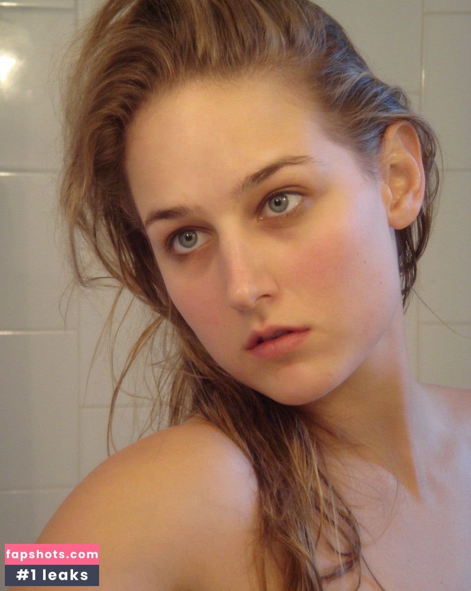 Leelee Sobieski gallery photo #242
