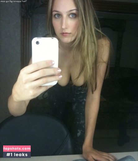 Leelee Sobieski gallery photo #29