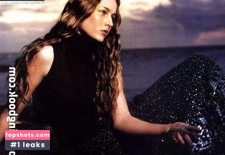 Leelee Sobieski gallery photo #31